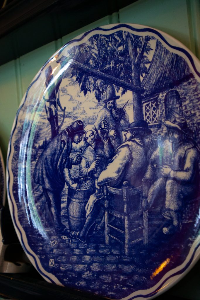 Blue plate from Delft